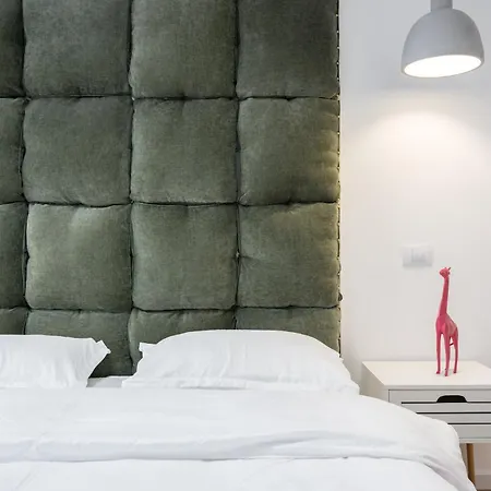 Jungle Escape - Luxe 1-Br Haven In Bucharest Apartment Exterior photo