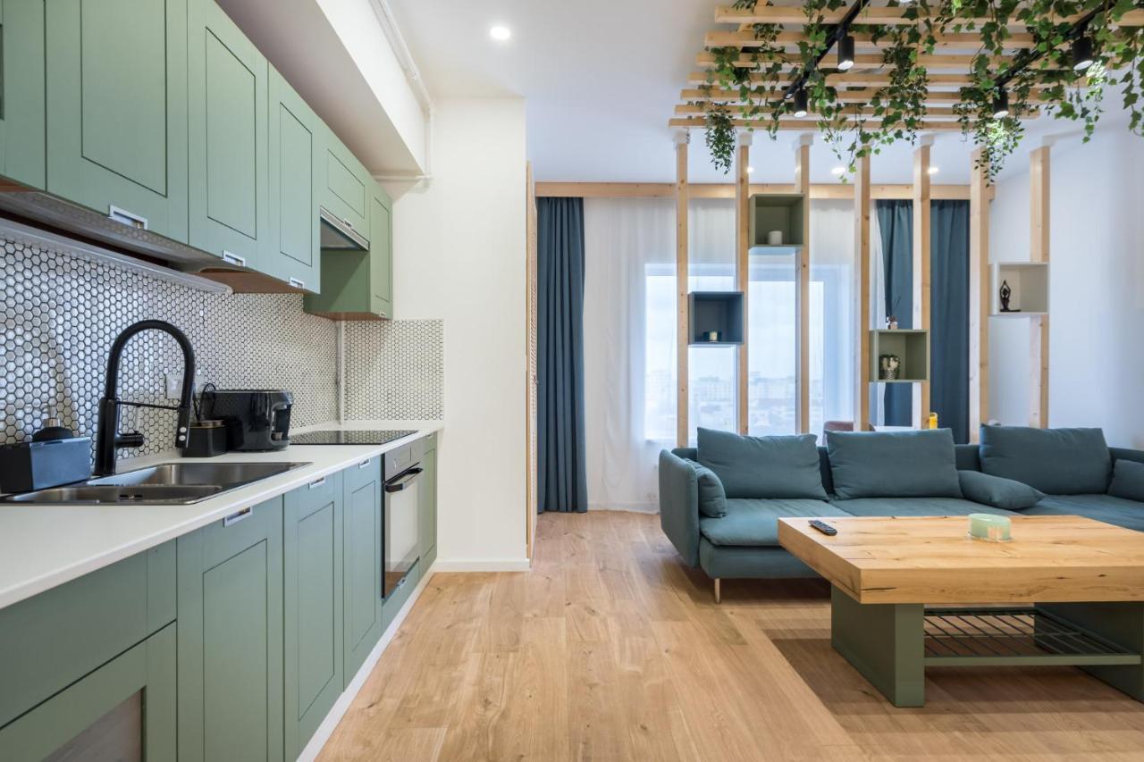 Jungle Escape - Luxe 1-br Haven In Apartment